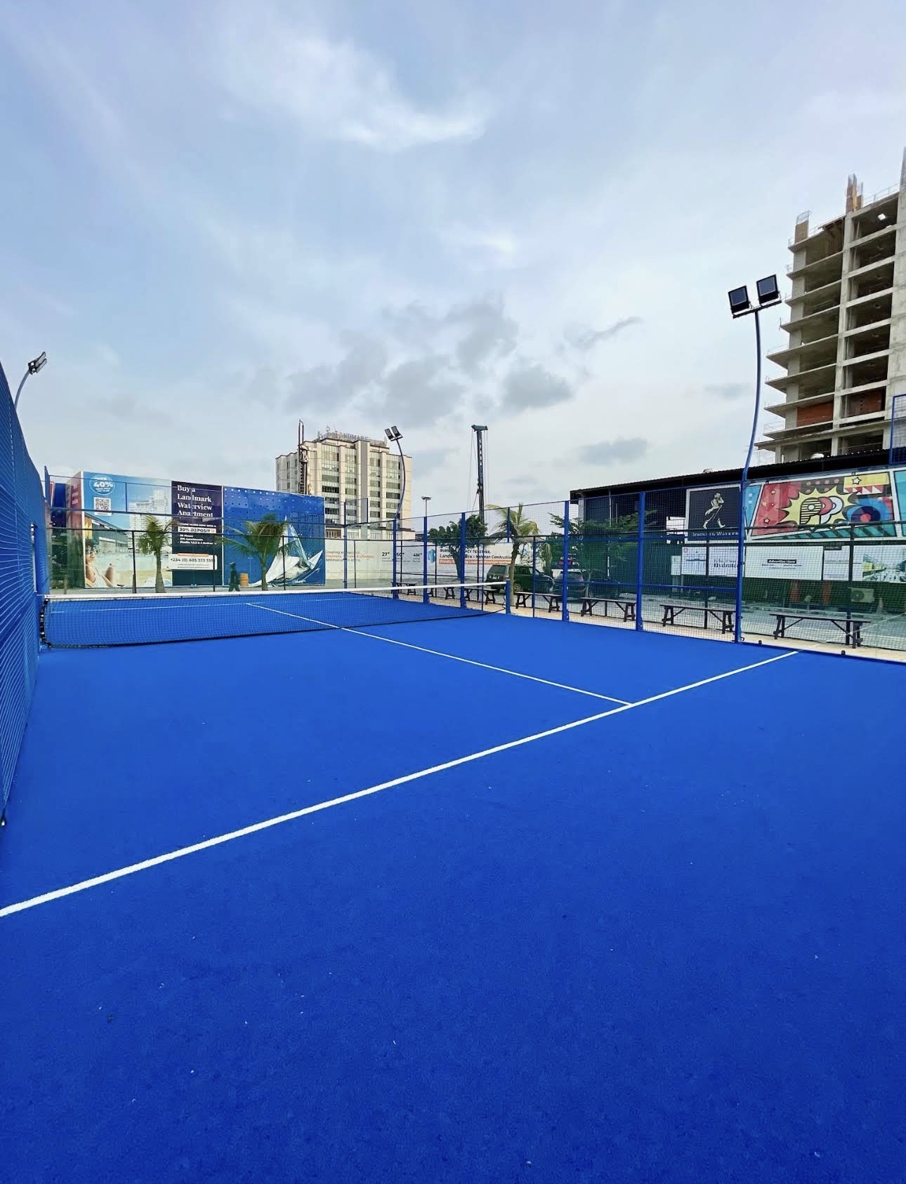 Monaliza Tennis Club seating